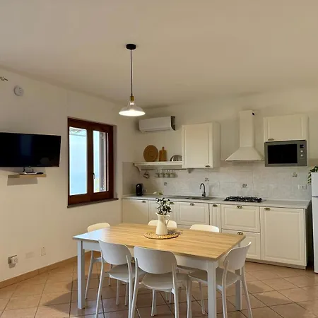 Casamirea Διαμέρισμα